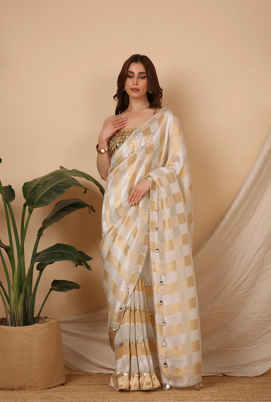 GOLD SILVER CHEX PALLU SHOULDER AND STRIPE  SIGNATURE SAREE