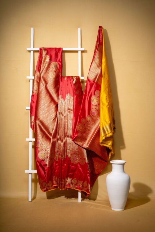 Gajari Designer Woven Katan Banarasi Saree