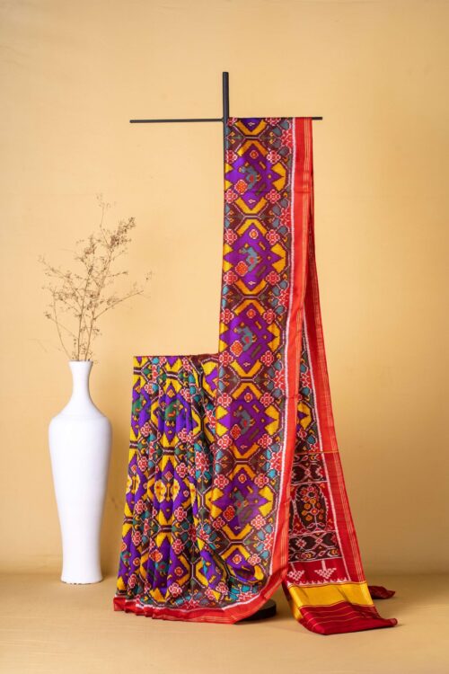 Multi Colour Gujarat Heavy Twill Silk Patola Saree