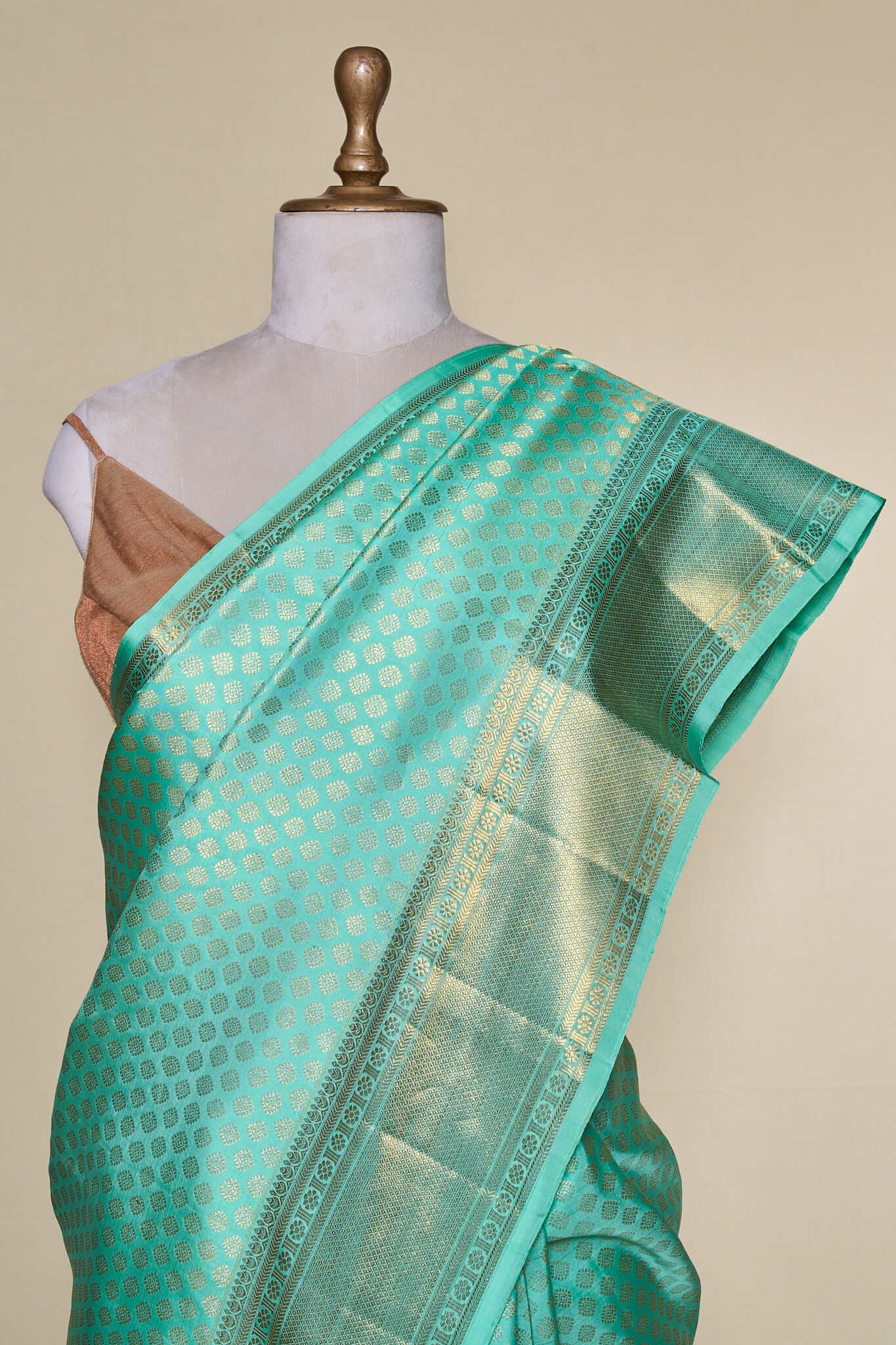 Lemon Mint Green Kanchipuram Silk Saree